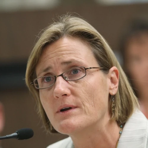 KARIN UHLICH